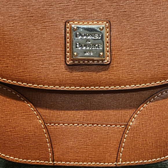 Dooney & Bourke Emerson Saddle Leather Crossbody Bag New - Picture 5 of 8